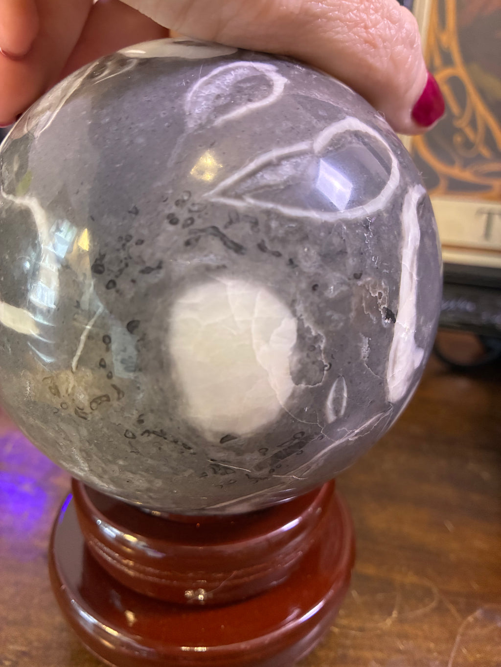 Zebra Marble Sphere 106 mm